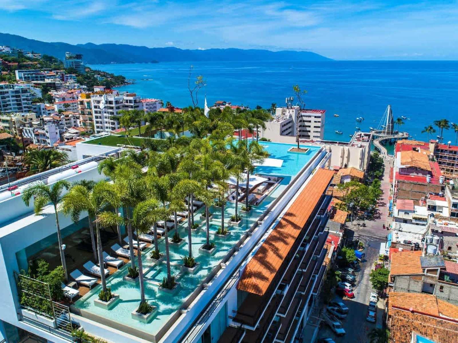 PIER 57 - 509 | 2BR Condo w/Stunning Mountain View