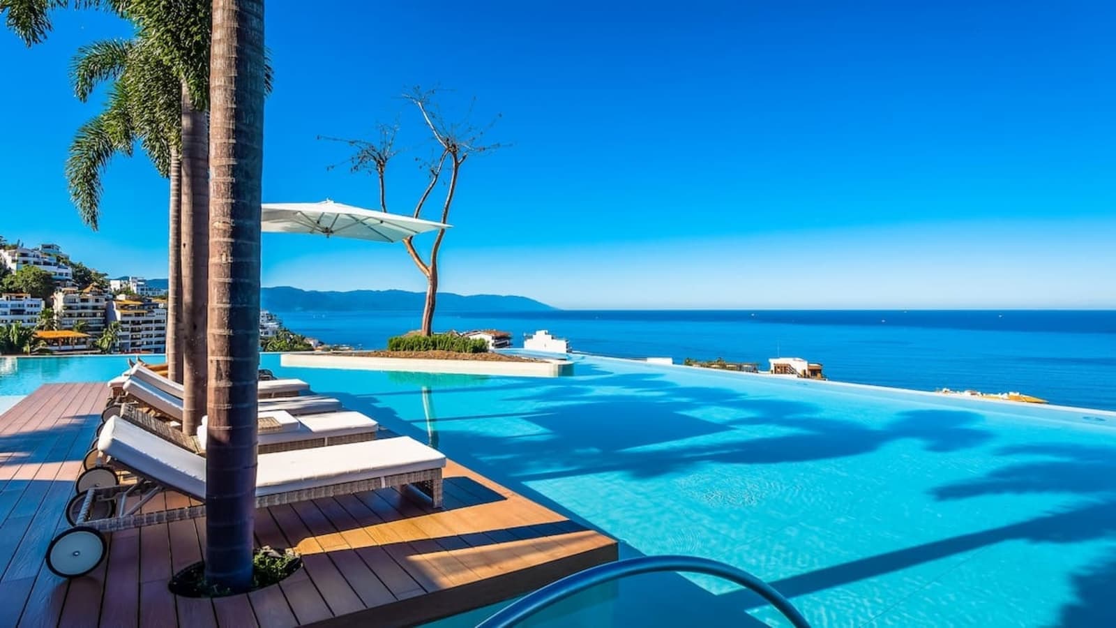 SOHO PV - 1007 | 1BR Condo with Ocean View in PV