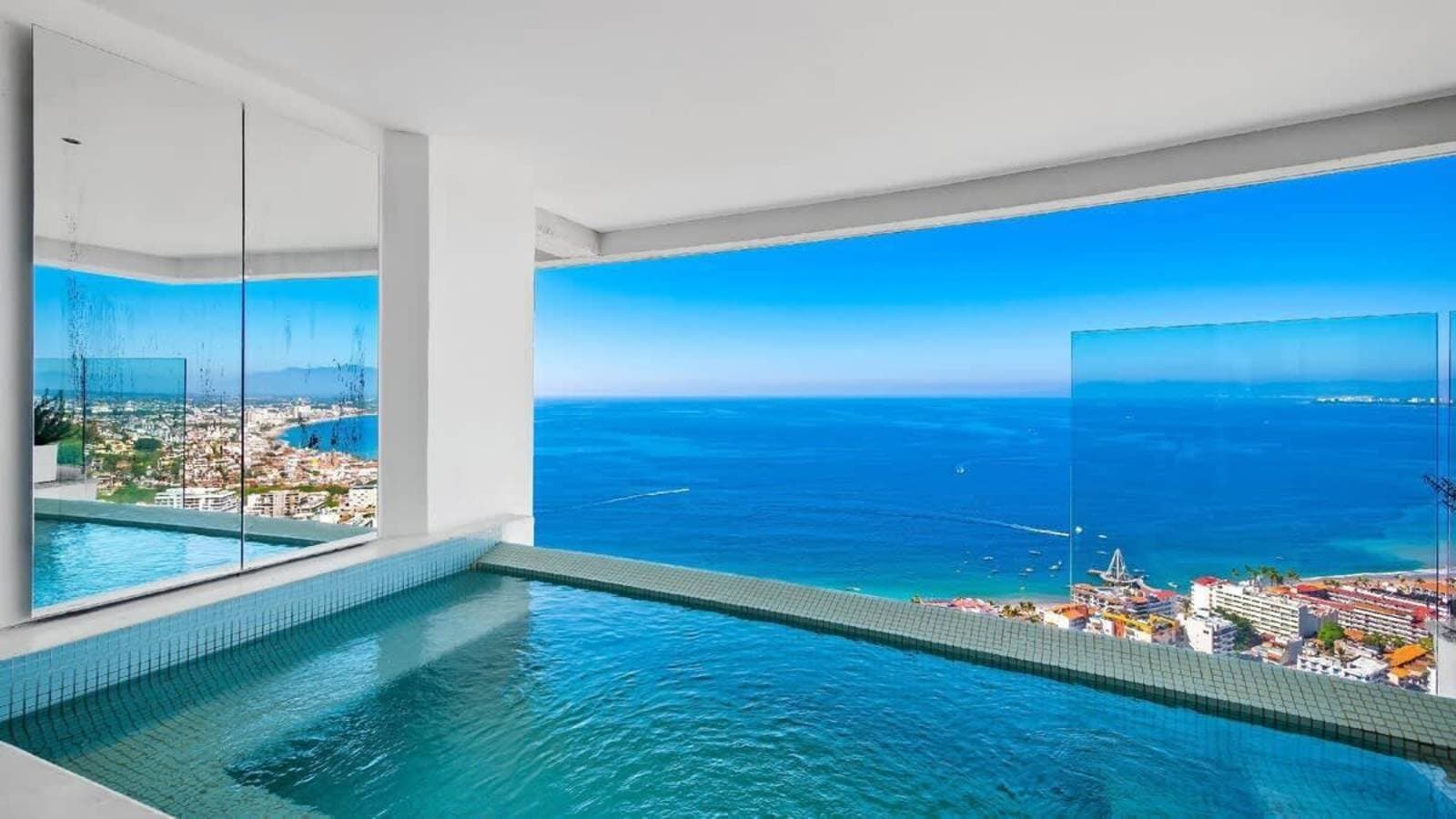 Avalon 1002 - 2Br Luxury Condo with Private Pool